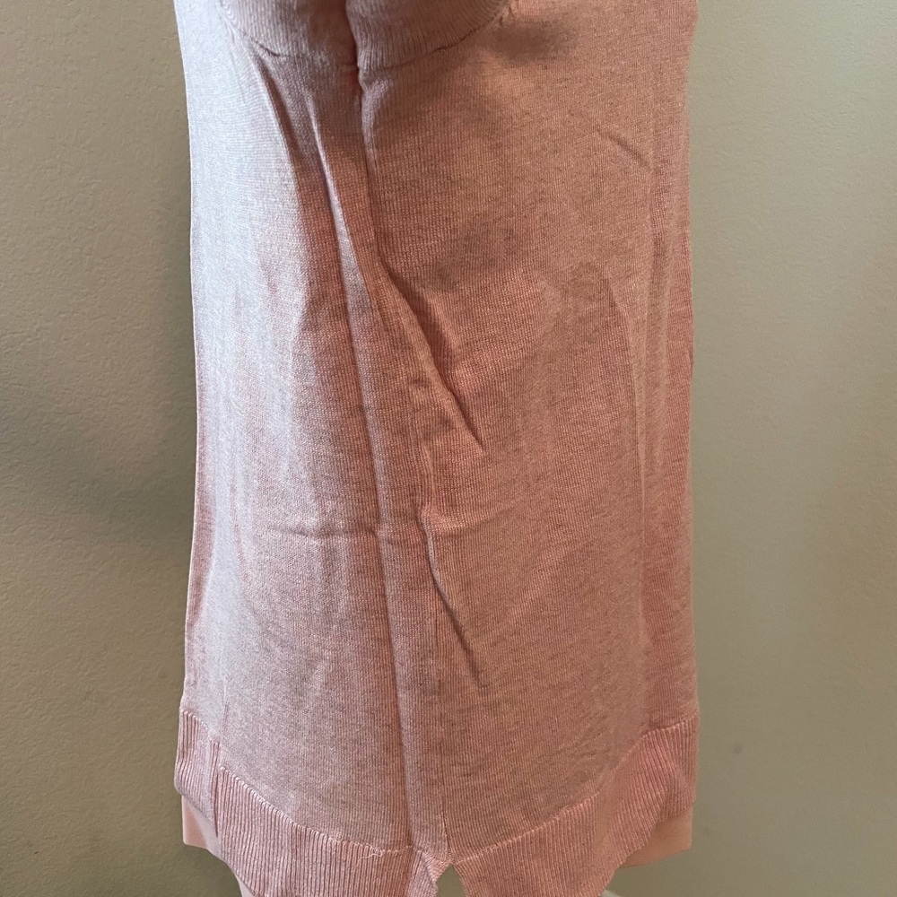 Pink sweater - Picture 7 of 7